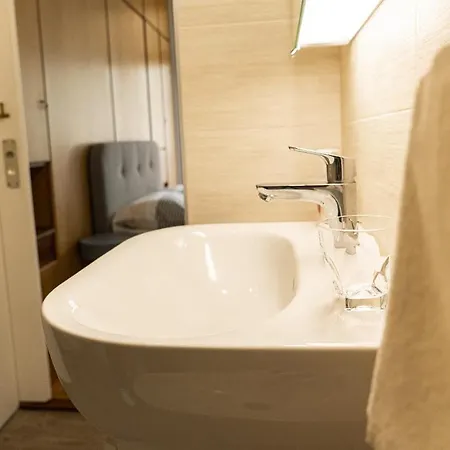 Flow Astoria Apartman Merano